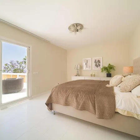 Adelfas Private Pool Sea View Rooftop Terrace Wifi Estepona